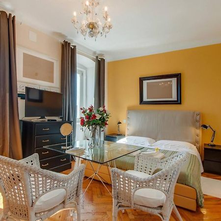 Hotel Vindobona à Mali Lošinj Extérieur photo