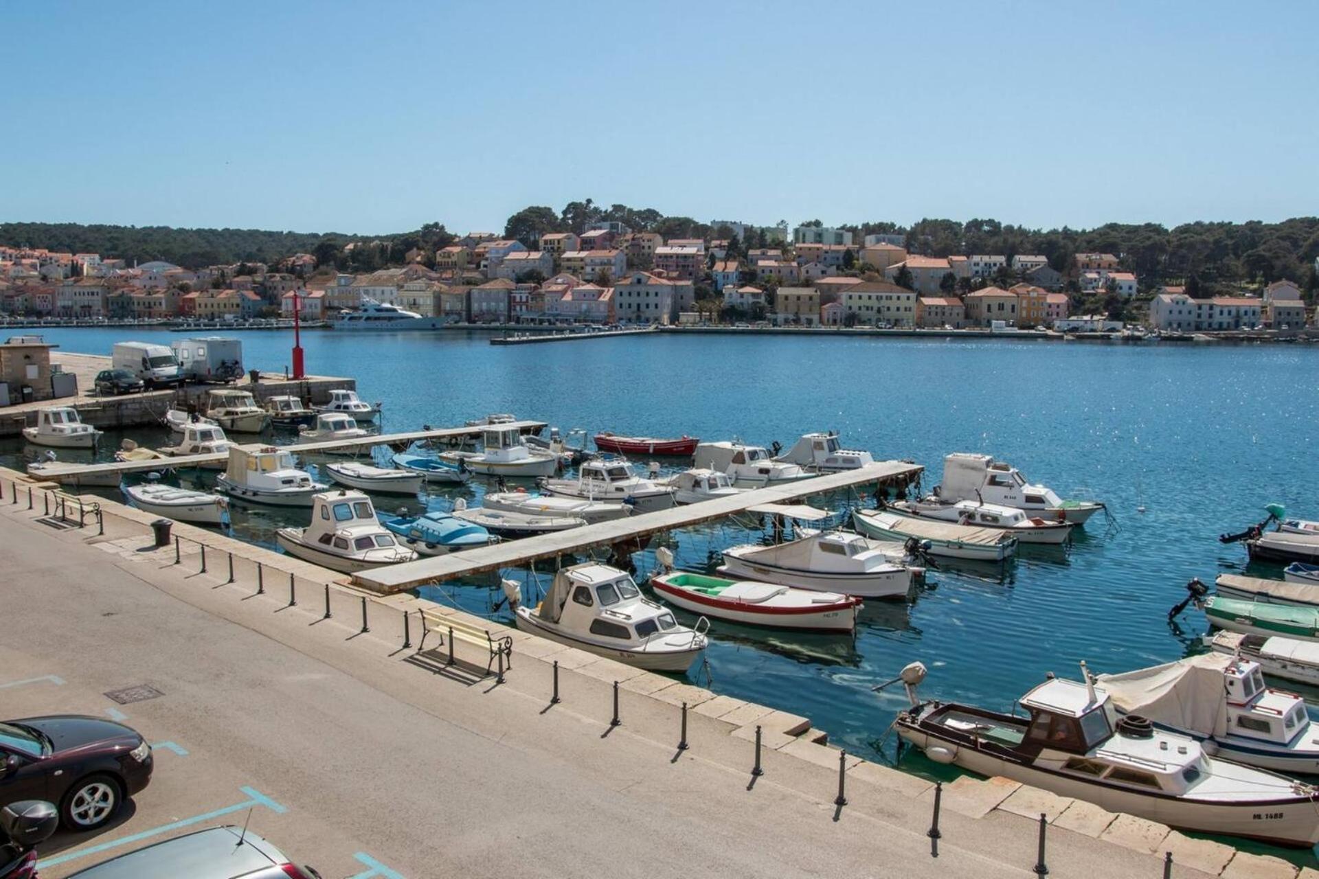 Hotel Vindobona à Mali Lošinj Extérieur photo