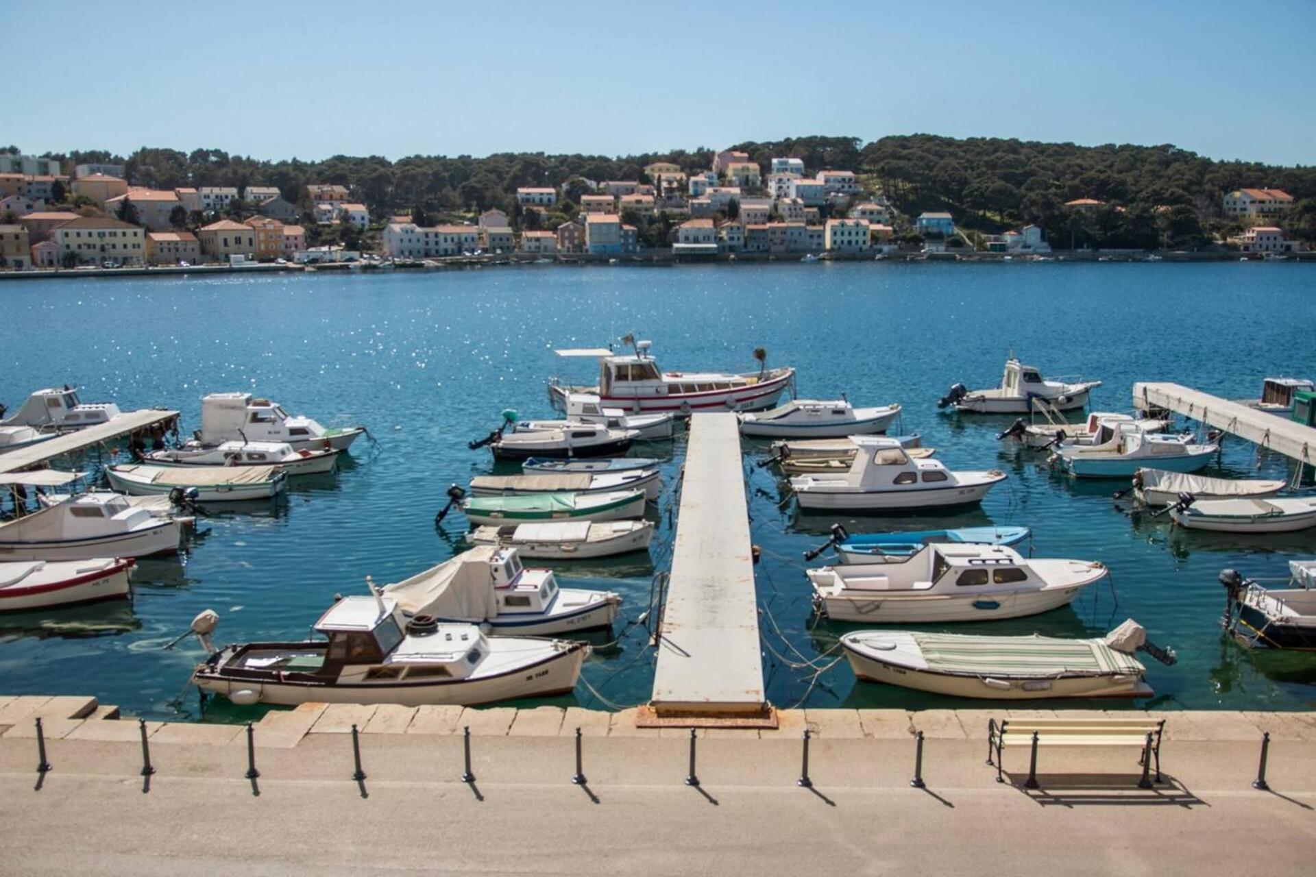 Hotel Vindobona à Mali Lošinj Extérieur photo