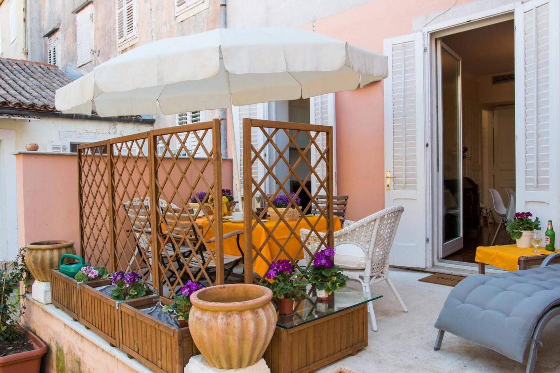 Hotel Vindobona à Mali Lošinj Extérieur photo