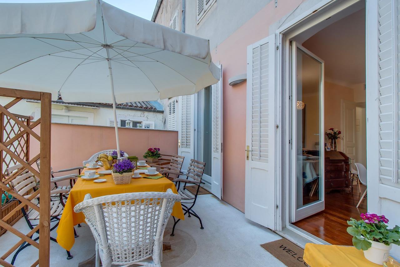 Hotel Vindobona à Mali Lošinj Extérieur photo
