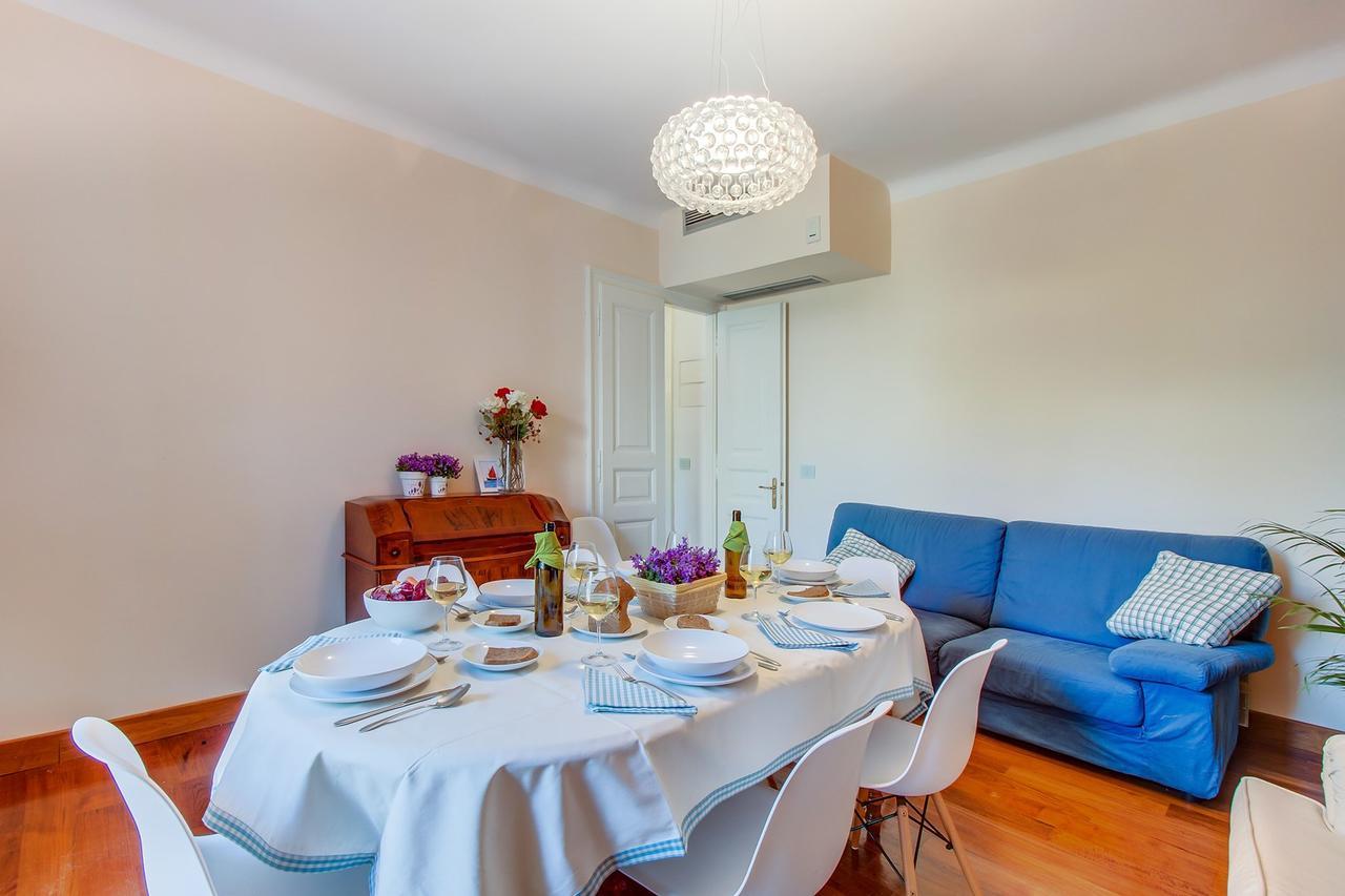 Hotel Vindobona à Mali Lošinj Extérieur photo